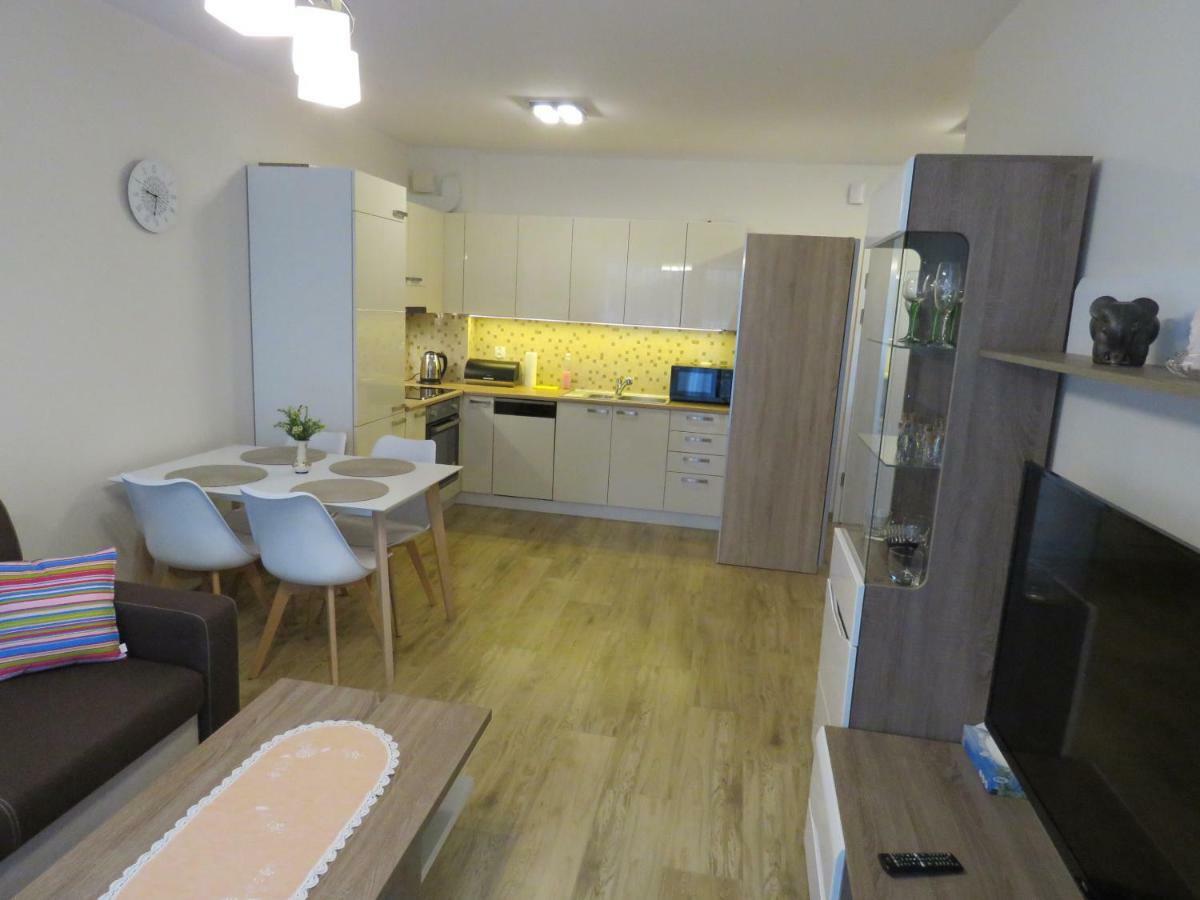 Blizej Morza U Jacka Z Garazem Apartment Kolobrzeg Ngoại thất bức ảnh