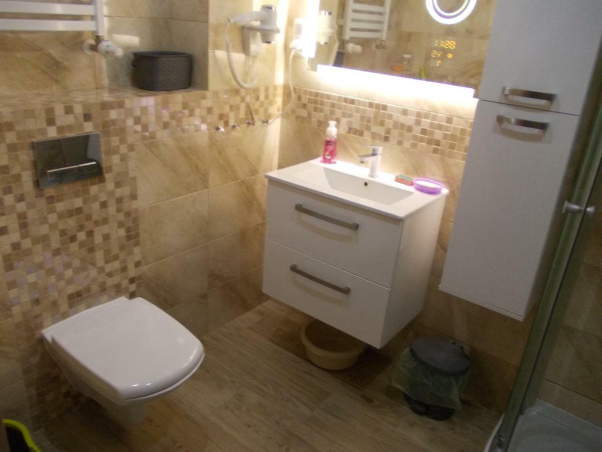 Blizej Morza U Jacka Z Garazem Apartment Kolobrzeg Ngoại thất bức ảnh