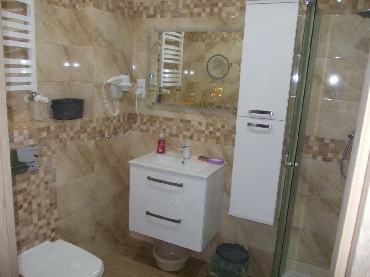 Blizej Morza U Jacka Z Garazem Apartment Kolobrzeg Ngoại thất bức ảnh
